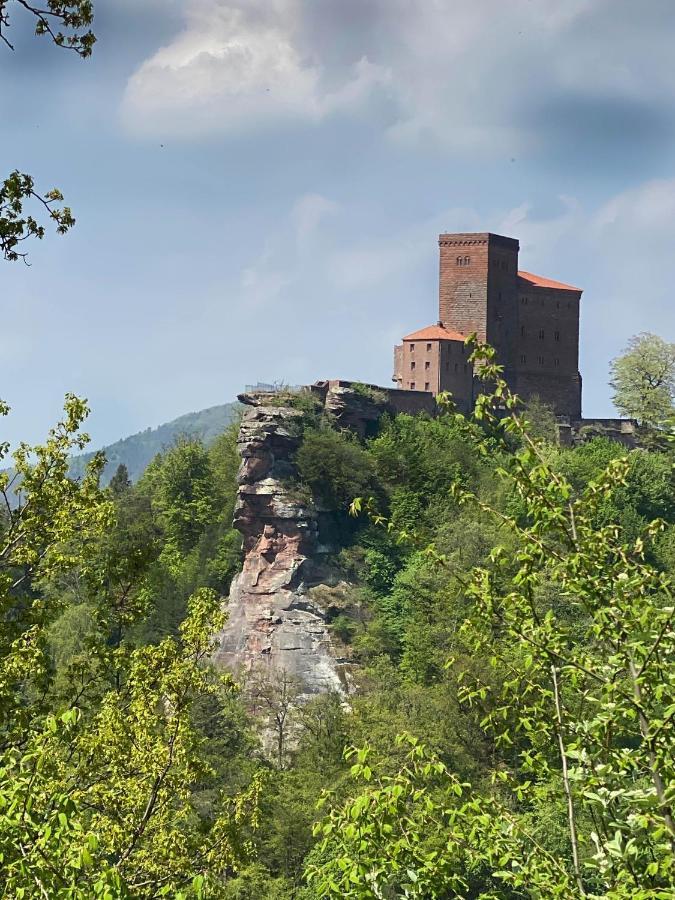 Ferienwohnungen Annweiler Am Trifels Exterior foto